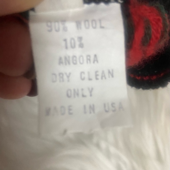 Vintage Cullinane Black with Red Polka Dot Sweater And Horse Design - Picture 12 of 13